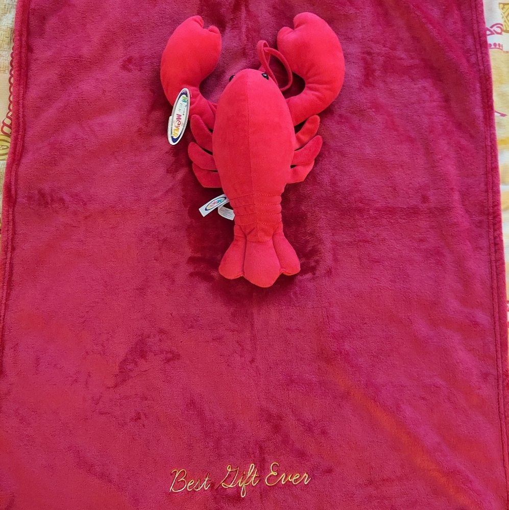 Rae Dunn Best Gift Ever blanket and Lobbie Lobster stuffed animal